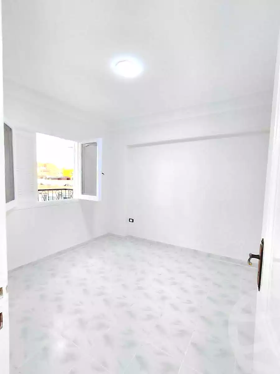 https://aqarmap.com.eg/ar/listing/7099272-for-sale-alexandria-al-agamy-shataa-el-nakheel