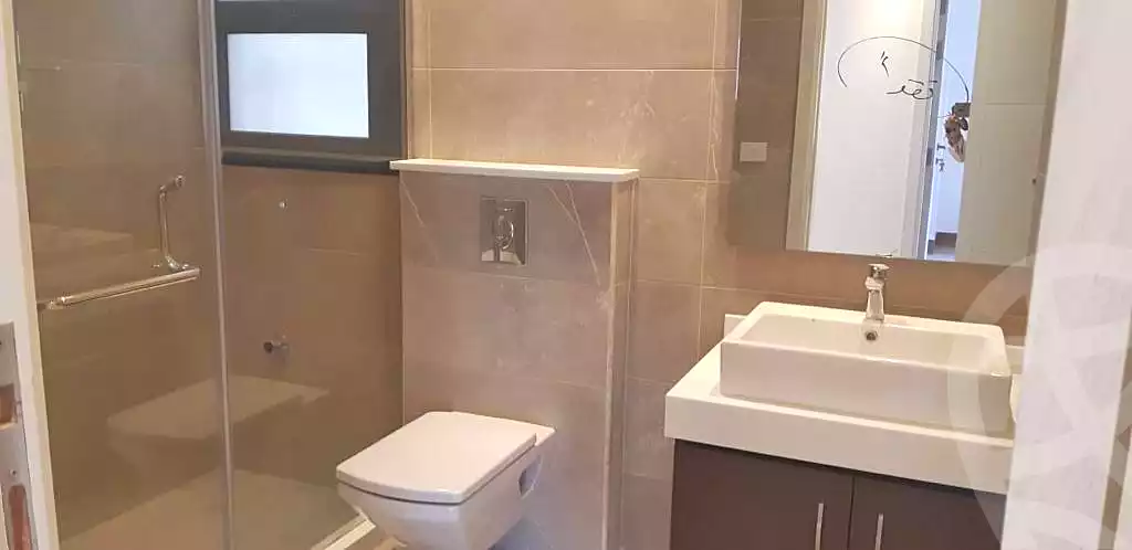 شقة بـ٣ غرف نوم في ايست تاون، صورة ٨ من ٨