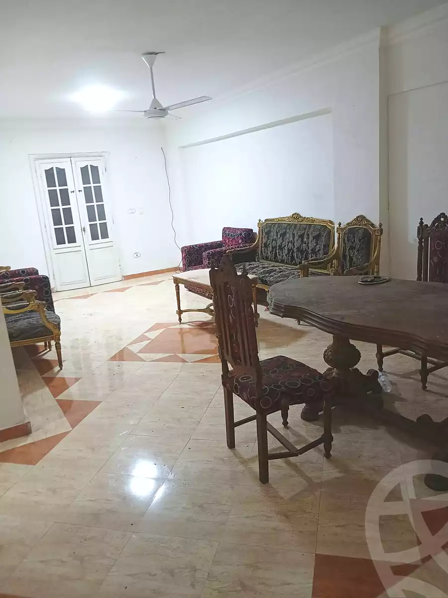 https://aqarmap.com.eg/ar/listing/7099702-for-rent-alexandria-al-agamy-el-hanouvel