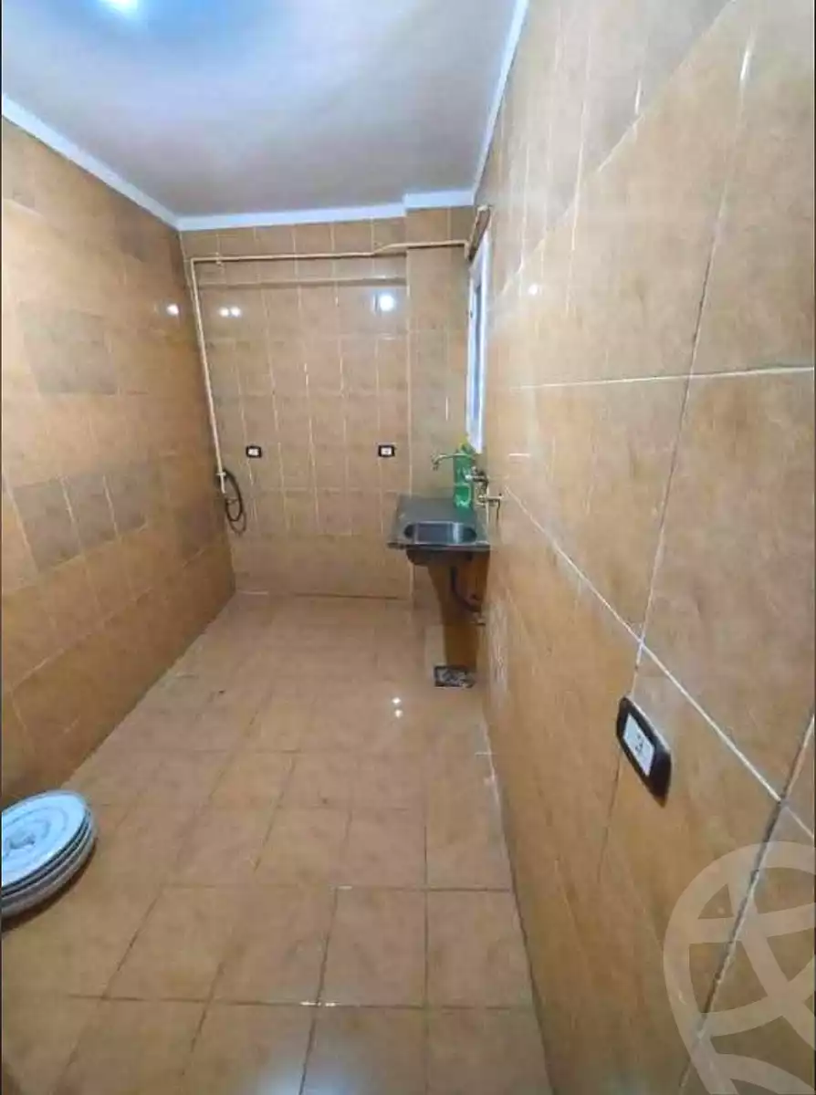 https://aqarmap.com.eg/ar/listing/7099714-for-rent-cairo-ain-shams-6-october-st