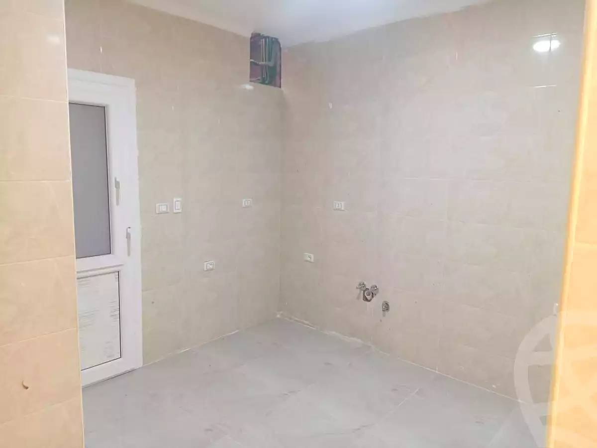 https://aqarmap.com.eg/ar/listing/7100180-for-rent-cairo-new-cairo-south-investors-zizinia-st