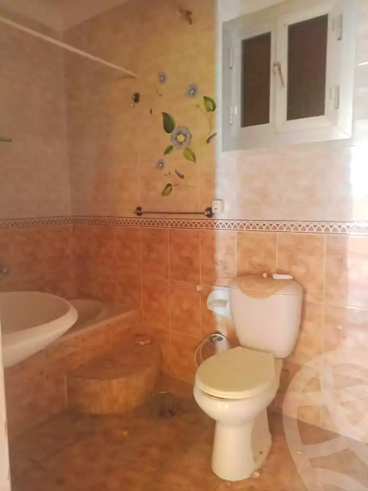 https://aqarmap.com.eg/en/listing/7100243-for-sale-alexandria-al-agamy-el-hanouvel-el-kholafaa-el-rashdeen-st