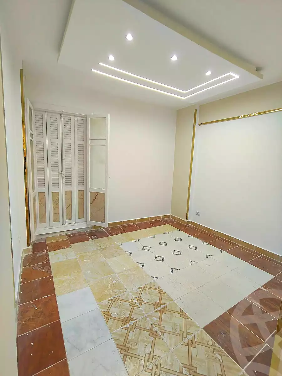 https://aqarmap.com.eg/ar/listing/7100320-for-sale-alexandria-lsywf-el-falki