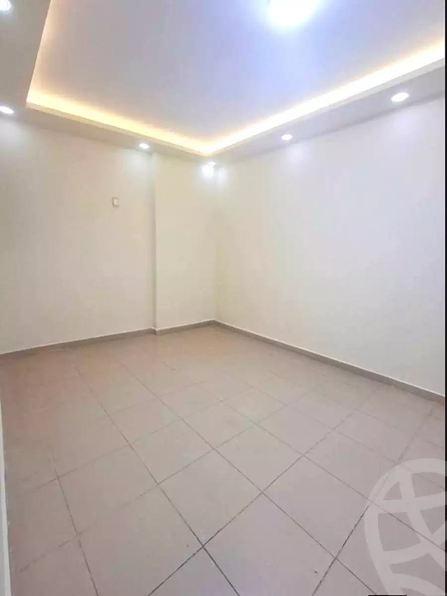 https://aqarmap.com.eg/en/listing/7100351-for-sale-alexandria-al-agamy-lbytsh-shahr-al-assal-st