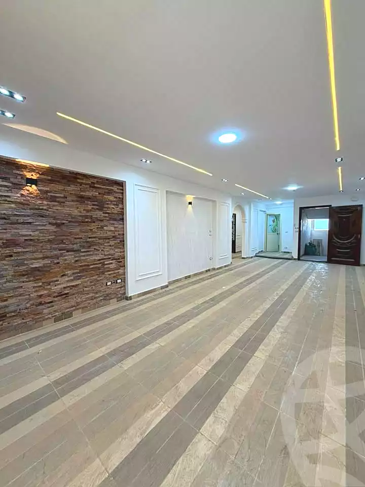 https://aqarmap.com.eg/ar/listing/7100414-for-sale-alexandria-al-agamy-lbytsh-el-reyad-st