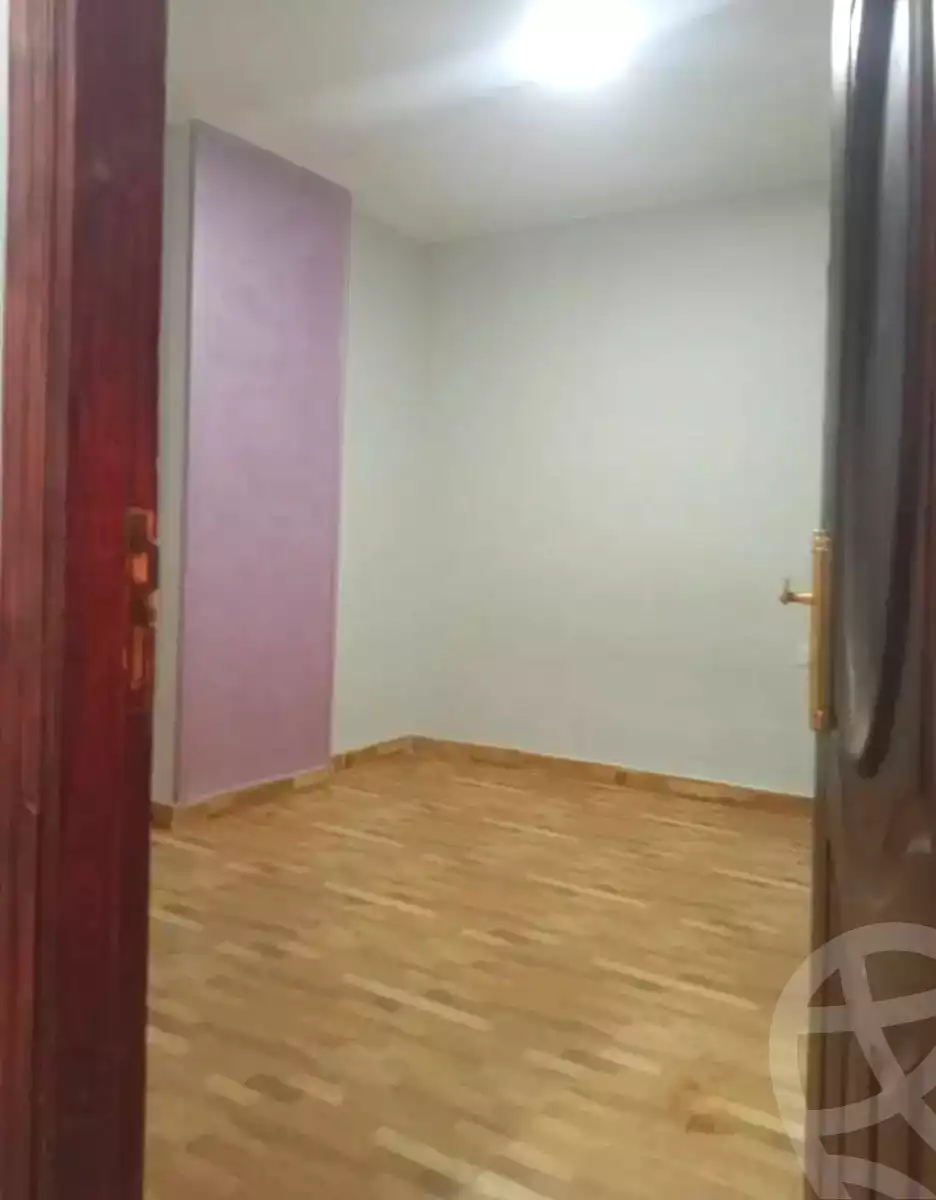 https://aqarmap.com.eg/ar/listing/7100449-for-sale-alexandria-al-agamy-lbytsh-el-hanafeya-st