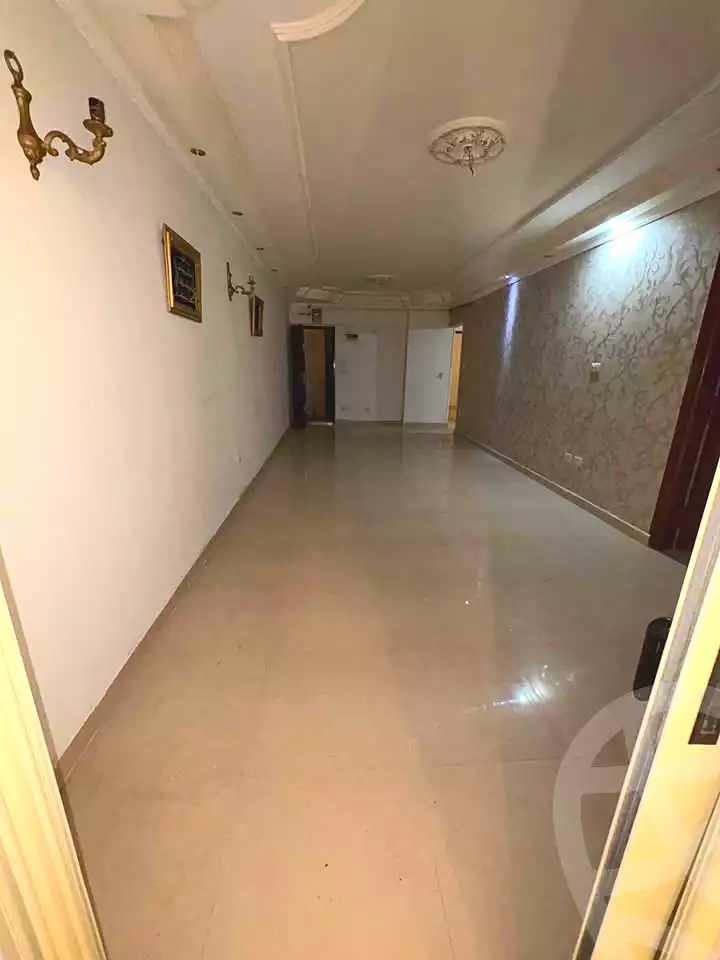 https://aqarmap.com.eg/ar/listing/7100461-for-sale-alexandria-smouha-el-nasr-st