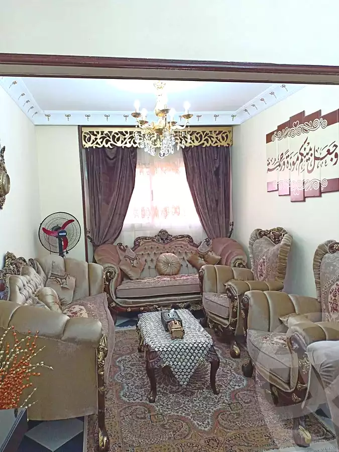 https://aqarmap.com.eg/ar/listing/7100862-for-sale-cairo-helwan-helwan-el-sharkeya-mostafa-safwat-st