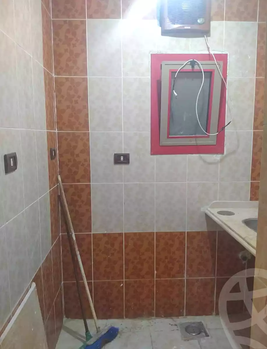 https://aqarmap.com.eg/ar/listing/7101069-for-rent-alexandria-al-agamy-el-hanouvel-al-asdakaa-st