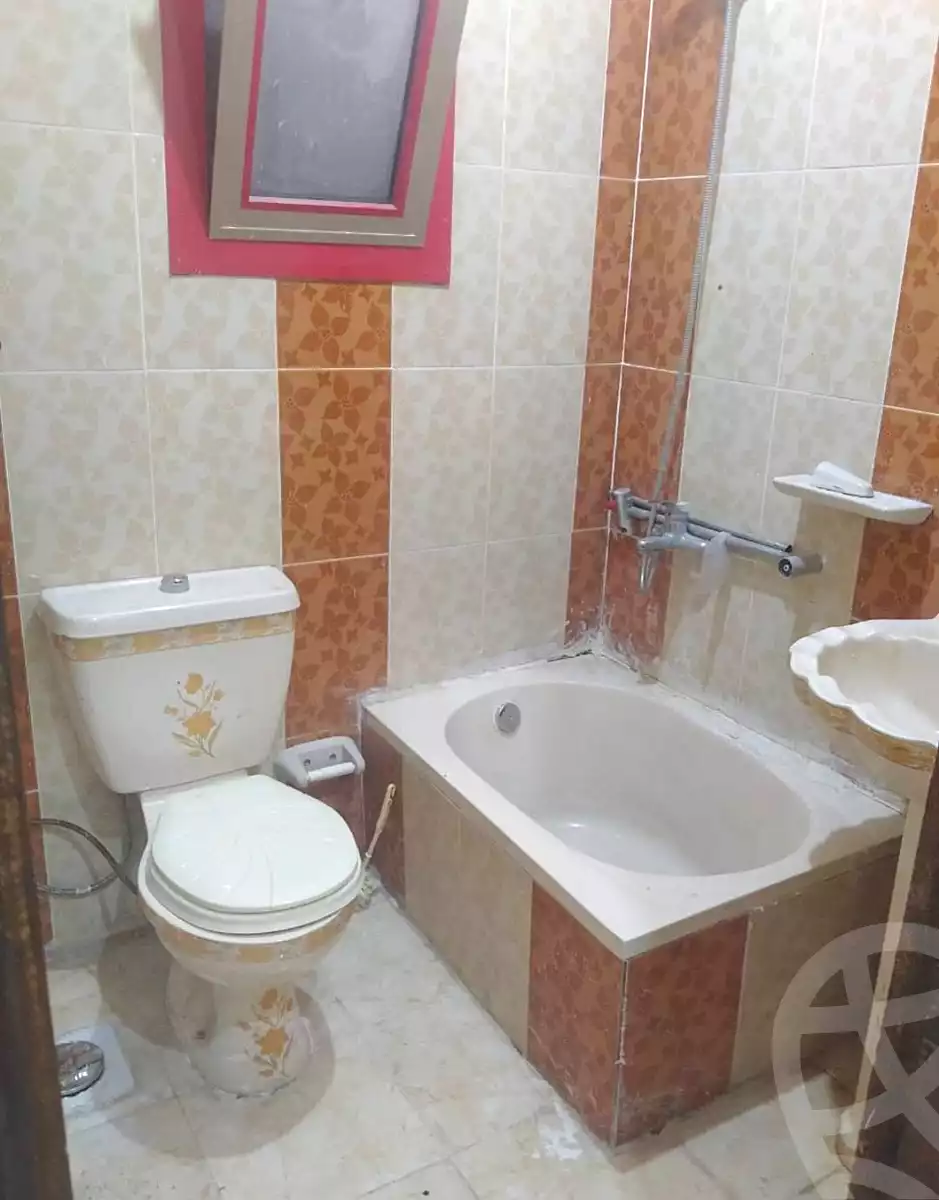 https://aqarmap.com.eg/ar/listing/7101069-for-rent-alexandria-al-agamy-el-hanouvel-al-asdakaa-st