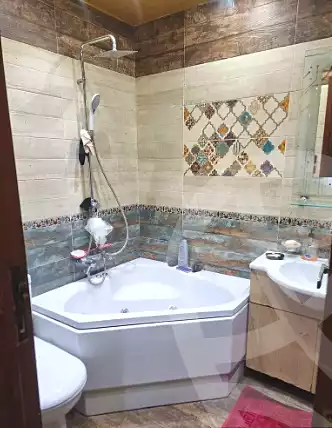 https://aqarmap.com.eg/ar/listing/7101298-for-sale-cairo-manial-kwrnysh-lmnyl