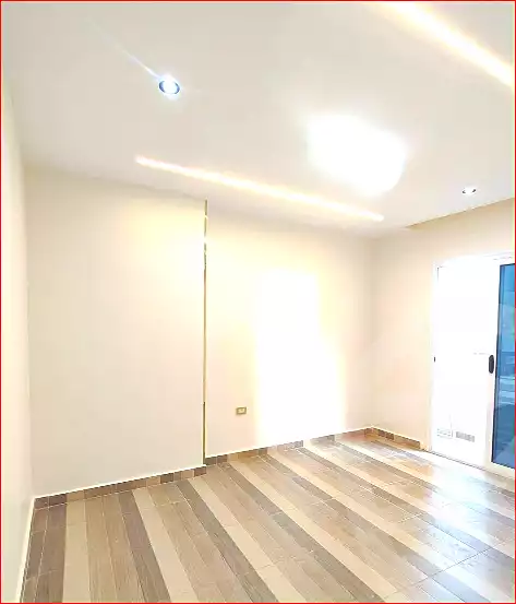 https://aqarmap.com.eg/ar/listing/7101359-for-sale-alexandria-sydy-bshr-sydy-bshr-bhry-shr-khld-bn-lwlyd