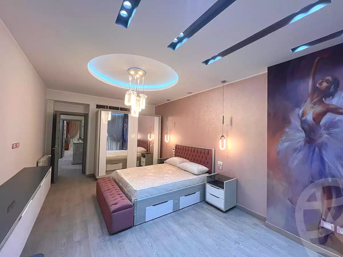 https://aqarmap.com.eg/ar/listing/7102301-for-sale-cairo-new-cairo-south-investors-gamal-abdel-nasser-st