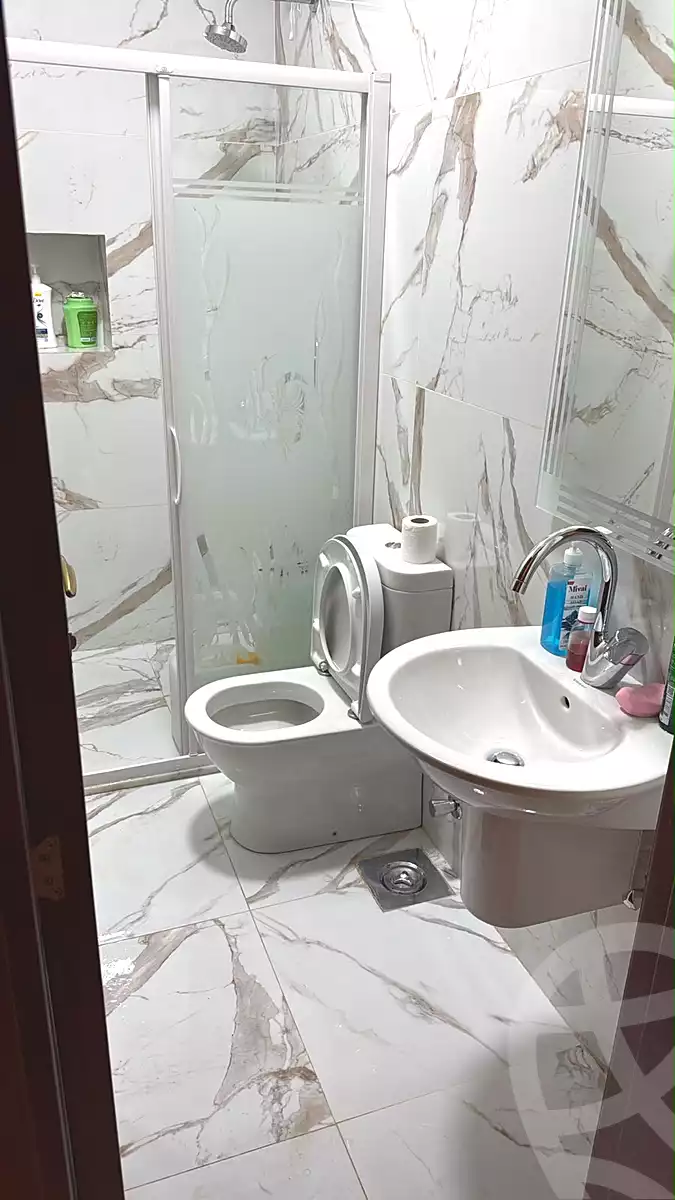 https://aqarmap.com.eg/ar/listing/7102301-for-sale-cairo-new-cairo-south-investors-gamal-abdel-nasser-st