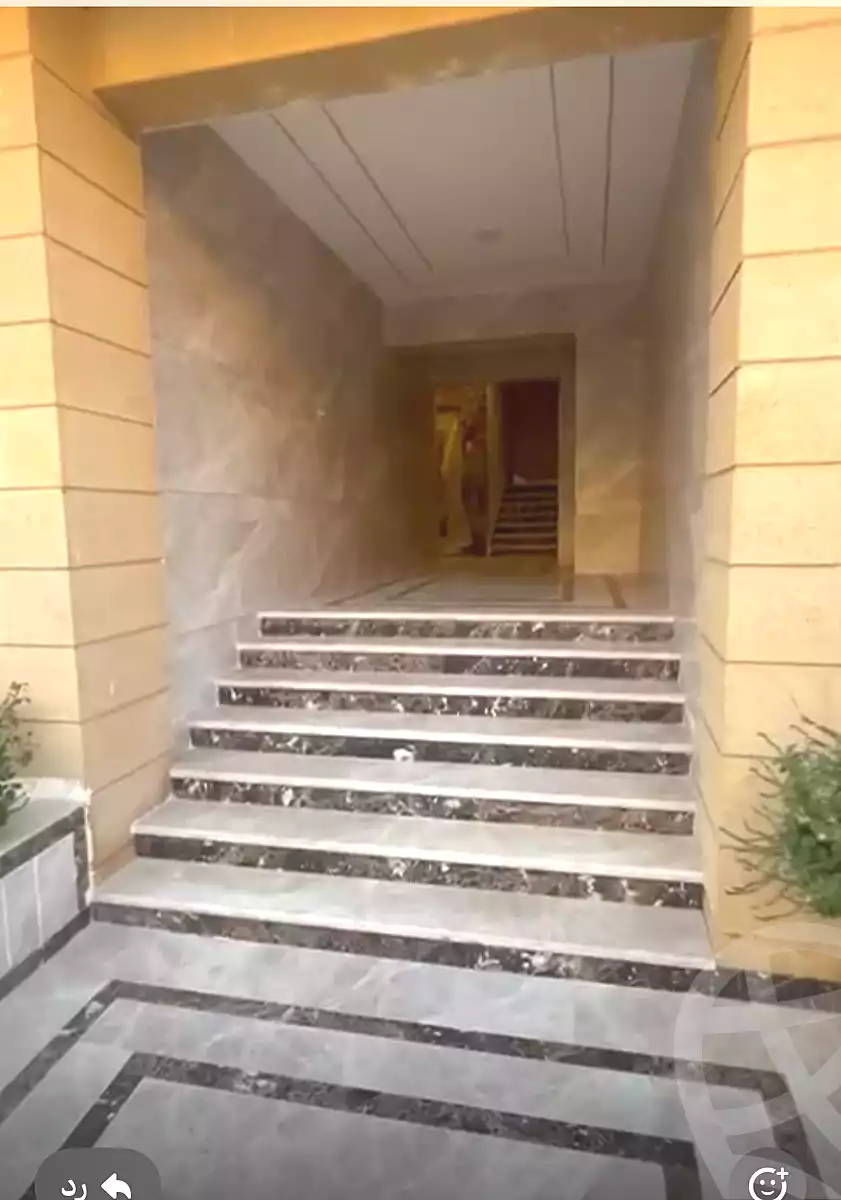 https://aqarmap.com.eg/ar/listing/7102507-for-sale-cairo-new-cairo-ganob-el-akadamiya-south-academy-a-abo-zarr-el-ghifari-st