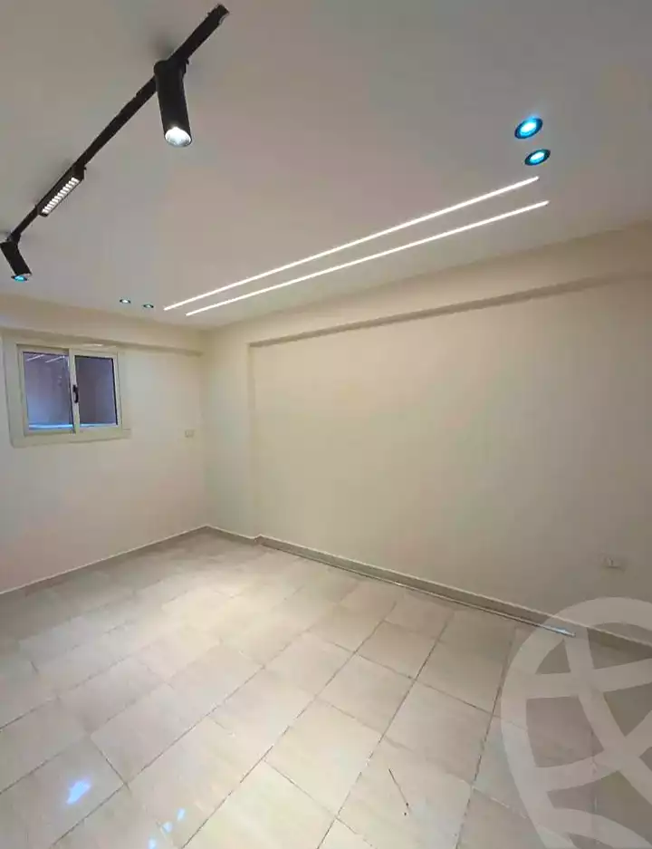 https://aqarmap.com.eg/ar/listing/7102590-for-sale-alexandria-al-agamy-lbytsh-bianchiii