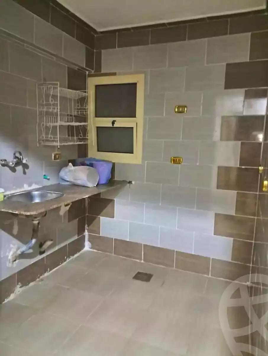 https://aqarmap.com.eg/ar/listing/7102613-for-sale-alexandria-al-agamy-lbytsh-bianchiii