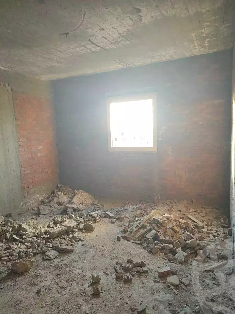https://aqarmap.com.eg/ar/listing/7102745-for-sale-alexandria-al-agamy-bw-ywsf