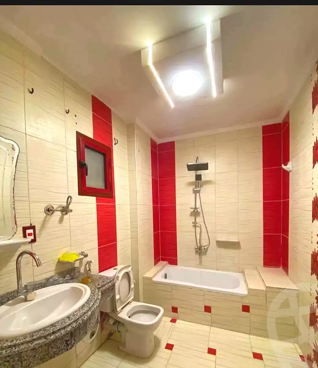 https://aqarmap.com.eg/ar/listing/7102943-for-sale-alexandria-al-agamy-lbytsh-shahr-al-assal-st