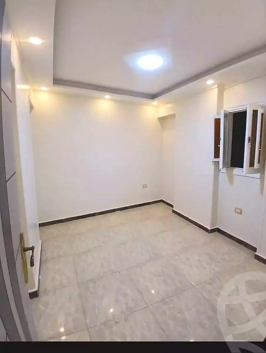 https://aqarmap.com.eg/ar/listing/7102951-for-sale-alexandria-al-agamy-lbytsh-bianchiii