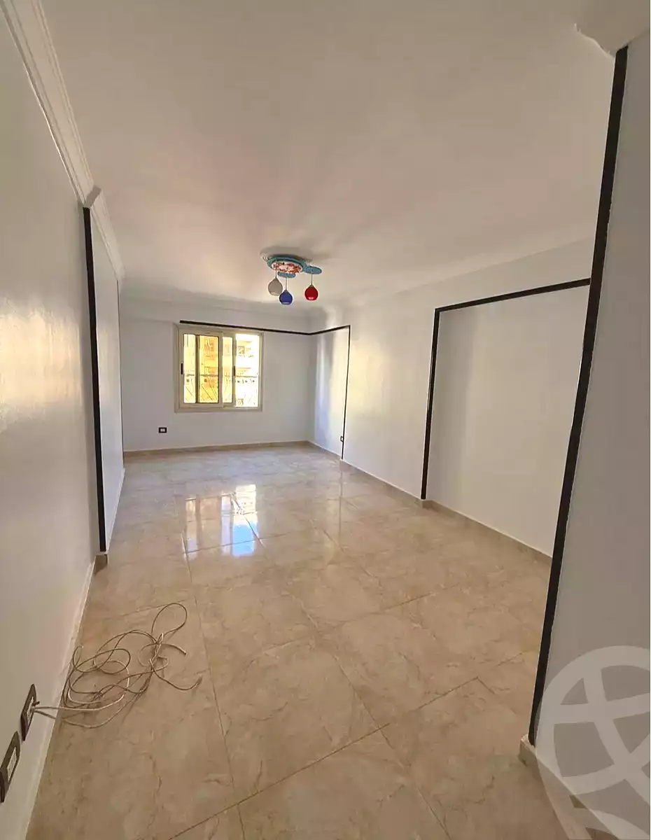 https://aqarmap.com.eg/ar/listing/7103021-for-sale-alexandria-el-mandara-shr-jml-bd-lnsr