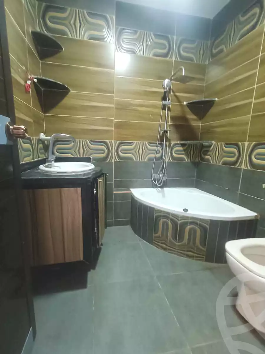 https://aqarmap.com.eg/en/listing/7103062-for-rent-alexandria-al-agamy-lbytsh-bianchiii