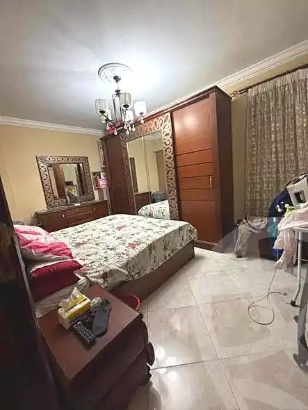 https://aqarmap.com.eg/en/listing/7103228-for-sale-cairo-helwan-mahmoud-zaki-st