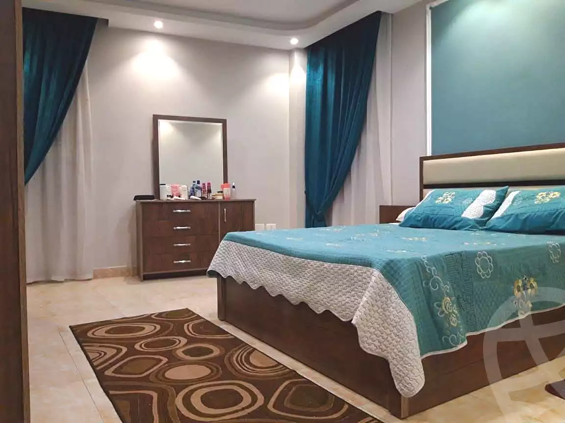https://aqarmap.com.eg/ar/listing/7103341-for-sale-cairo-el-haram-shareaa-khatem-el-morsalen