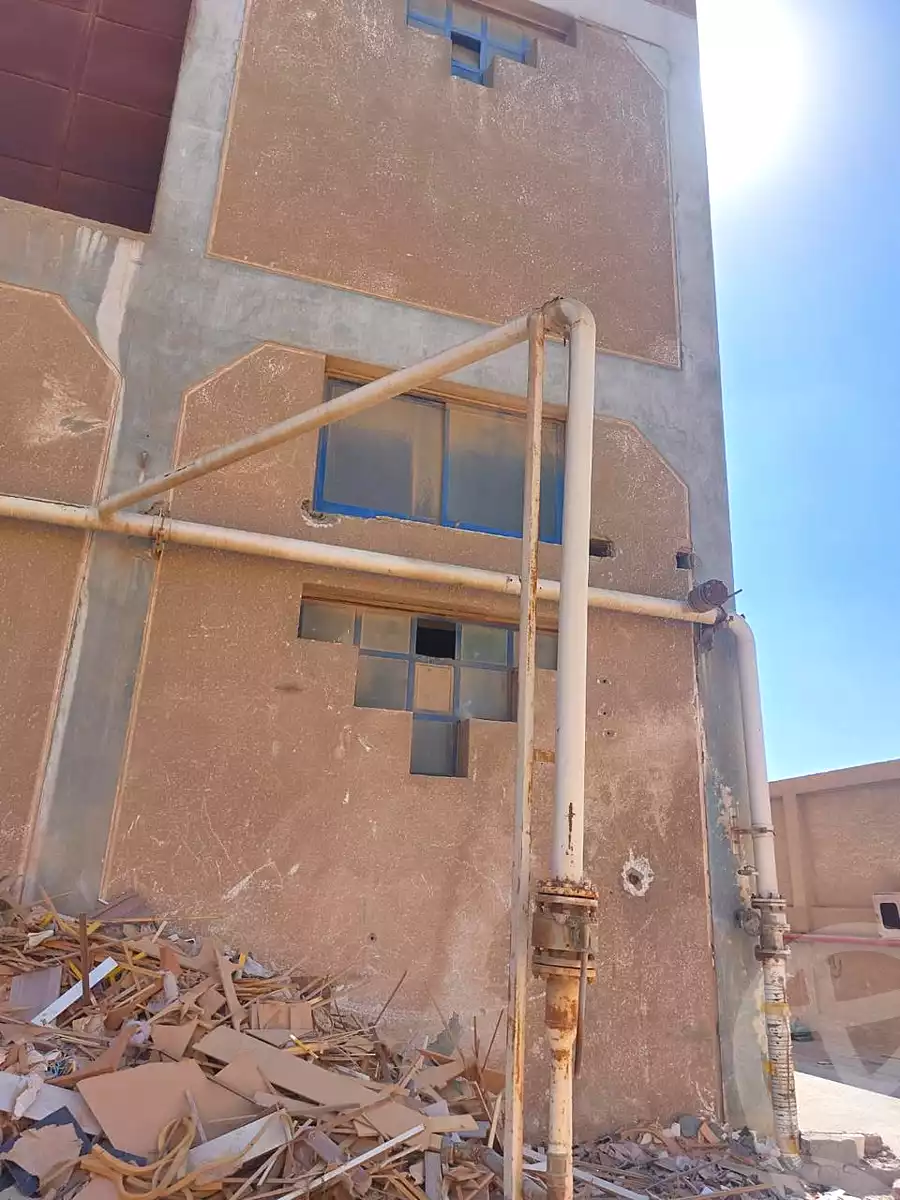 https://aqarmap.com.eg/ar/listing/7103429-for-sale-cairo-6th-of-october-el-mantqa-el-snaaaya-industrial-zone-1