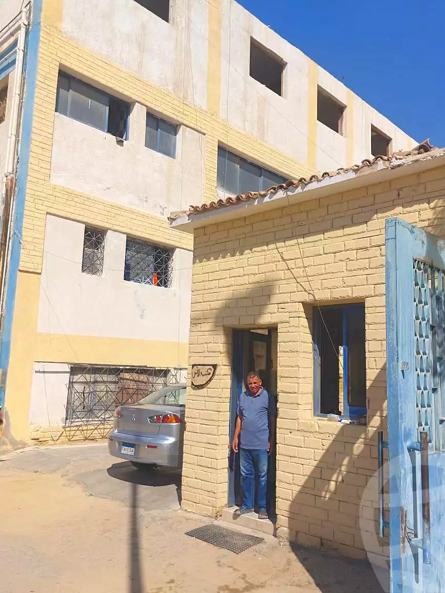 https://aqarmap.com.eg/ar/listing/7103429-for-sale-cairo-6th-of-october-el-mantqa-el-snaaaya-industrial-zone-1