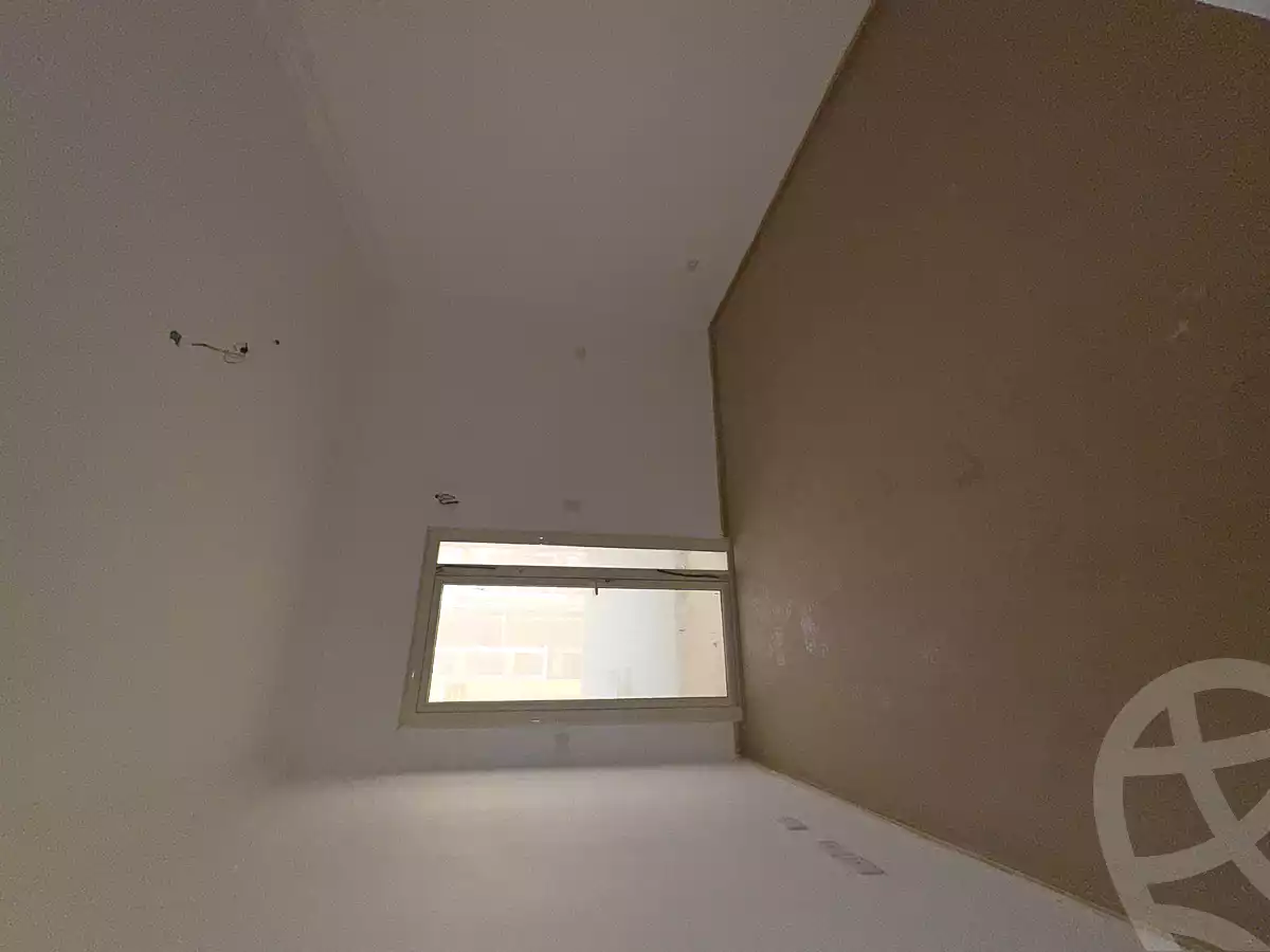https://aqarmap.com.eg/en/listing/7103548-for-rent-cairo-new-administrative-capital-r3-d8