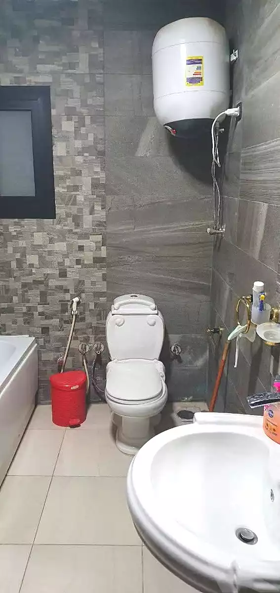 https://aqarmap.com.eg/ar/listing/7103897-for-sale-cairo-el-haram-nazlt-el-batran