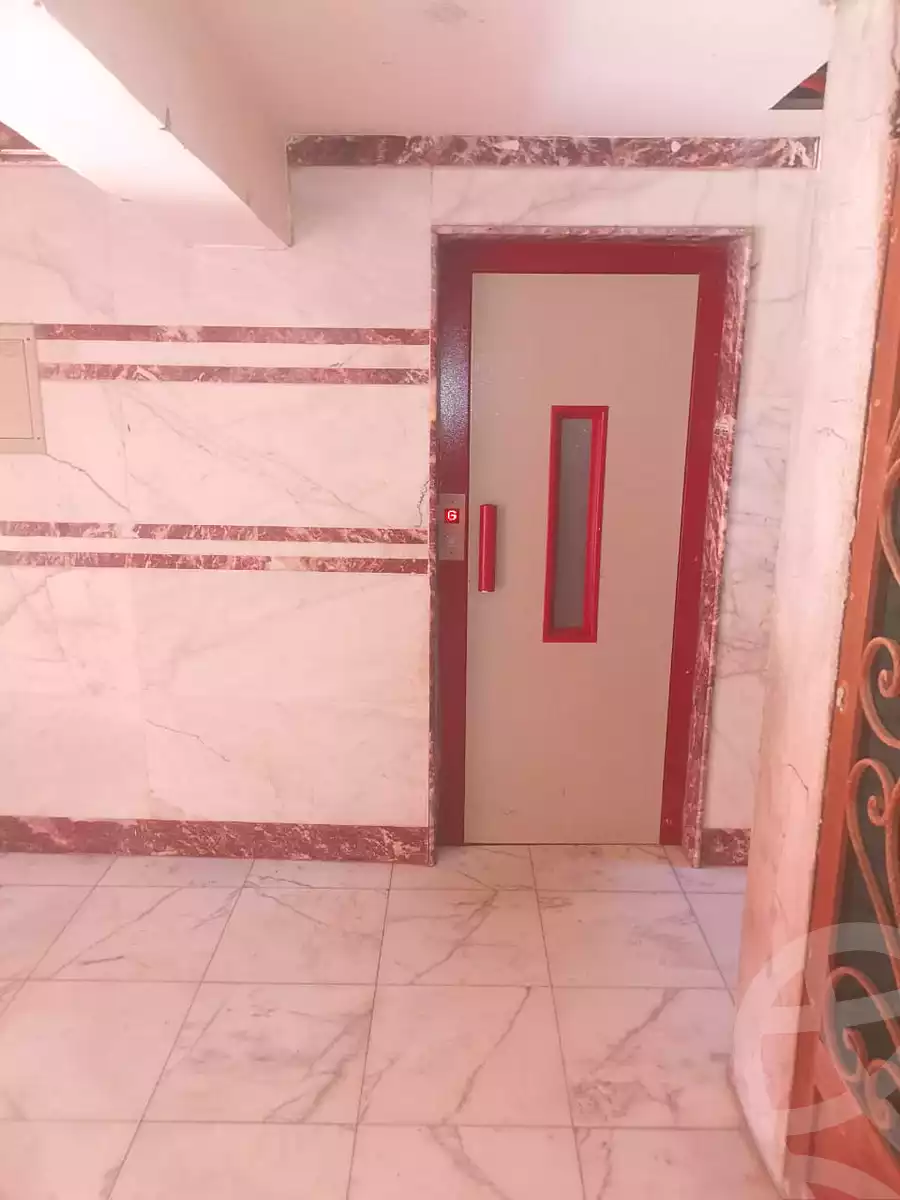 https://aqarmap.com.eg/ar/listing/7103920-for-sale-cairo-helwan-wdy-hwf-rd-no-32