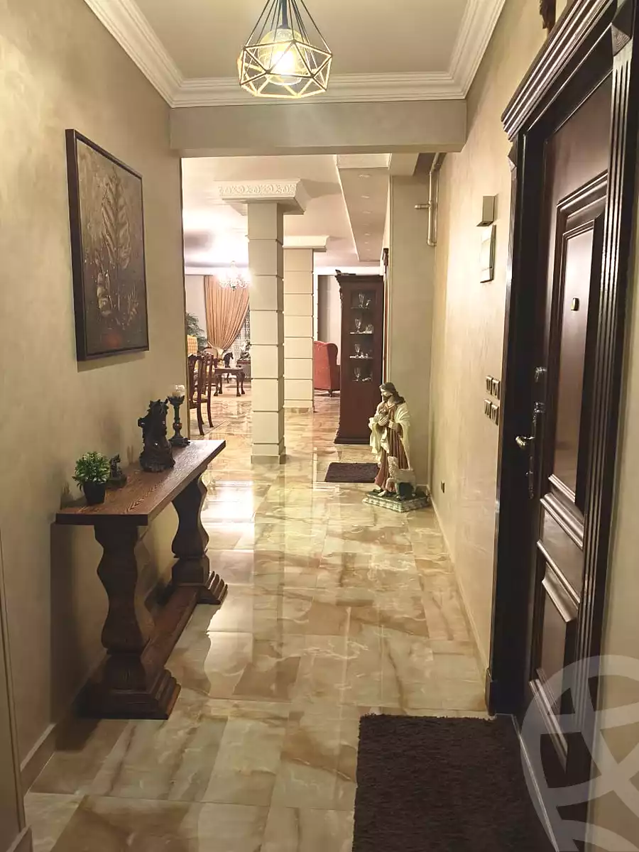 https://aqarmap.com.eg/ar/listing/7104042-for-sale-cairo-new-cairo-ganob-el-akadamiya-south-academy-z