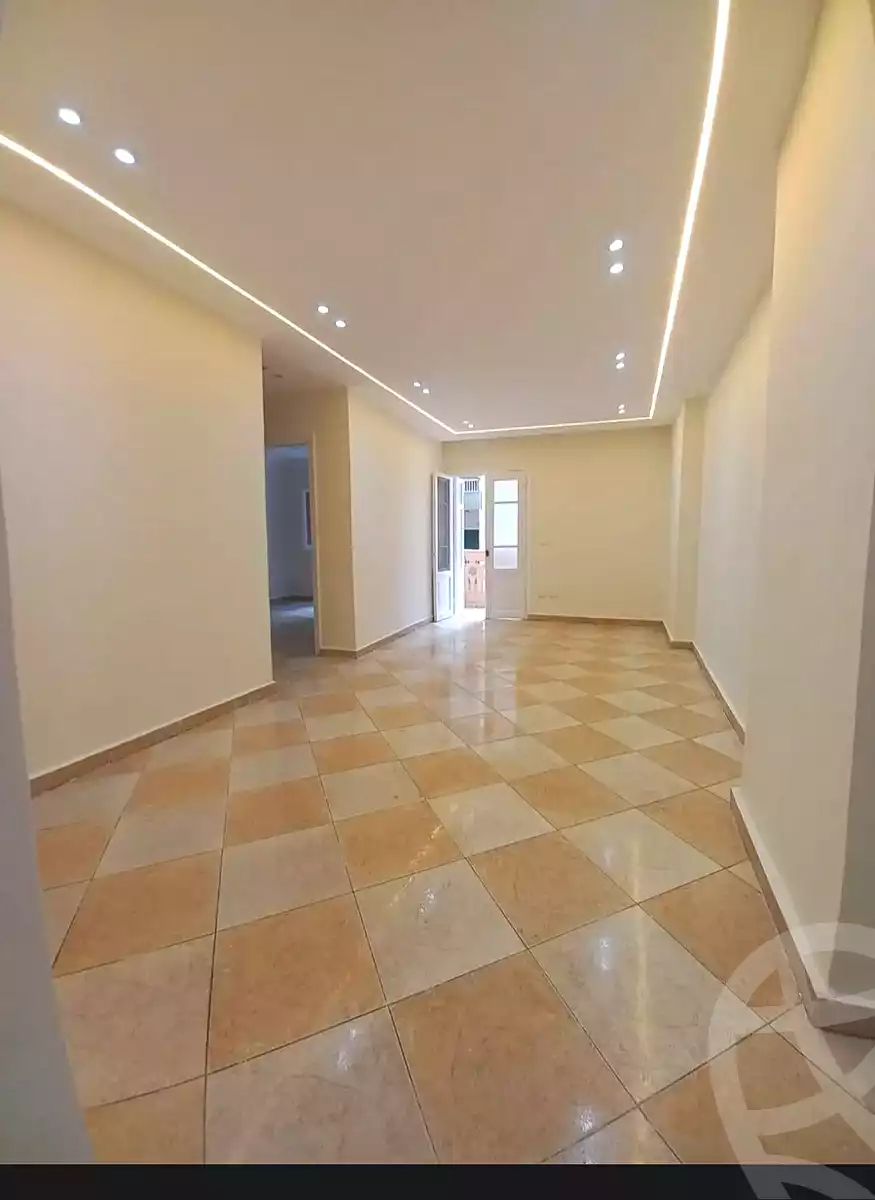 https://aqarmap.com.eg/ar/listing/7104097-for-sale-alexandria-el-asafra-shr-45