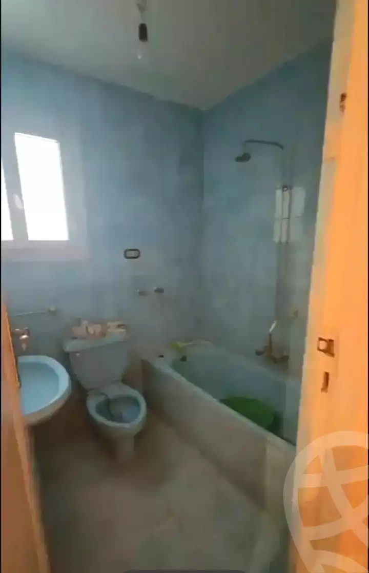 https://aqarmap.com.eg/ar/listing/7104165-for-sale-alexandria-al-agamy-el-hanouvel-el-salam-st
