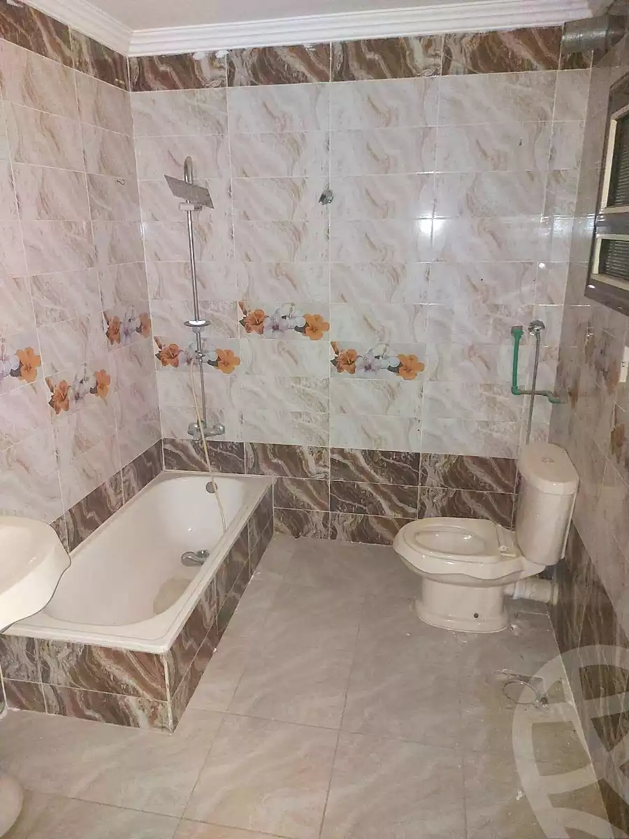 https://aqarmap.com.eg/en/listing/7104289-for-sale-cairo-helwan-helwan-el-sharkeya-el-maraghi-st