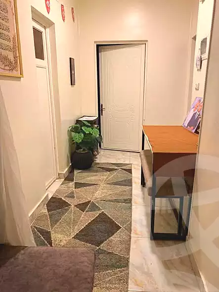 https://aqarmap.com.eg/en/listing/7104390-for-sale-cairo-helwan-helwan-el-sharkeya-ryad-pasha-st