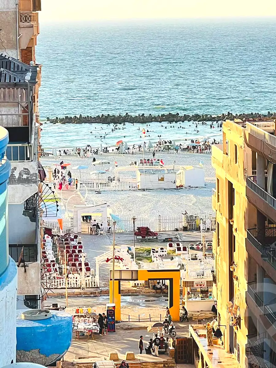 https://aqarmap.com.eg/ar/listing/7104453-for-sale-alexandria-al-agamy-shataa-el-nakheel