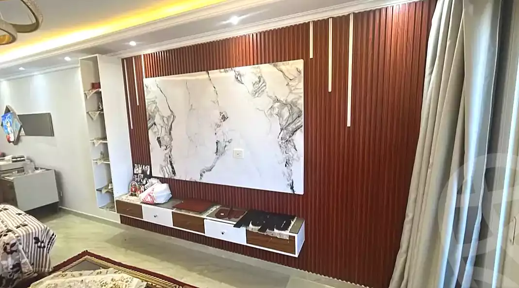 https://aqarmap.com.eg/ar/listing/7104588-for-sale-alexandria-moharram-bey-el-rasafa-st