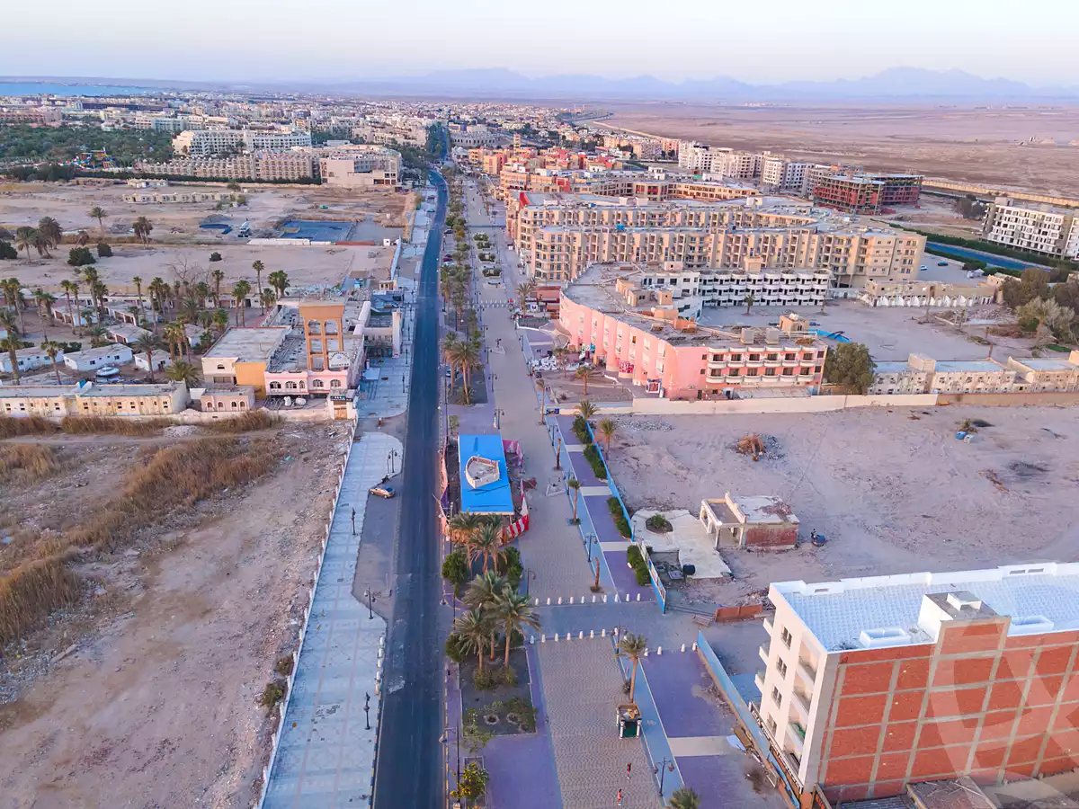https://aqarmap.com.eg/ar/listing/7104734-for-sale-red-sea-hurghada-resorts-grand-rock-resort-al-hares