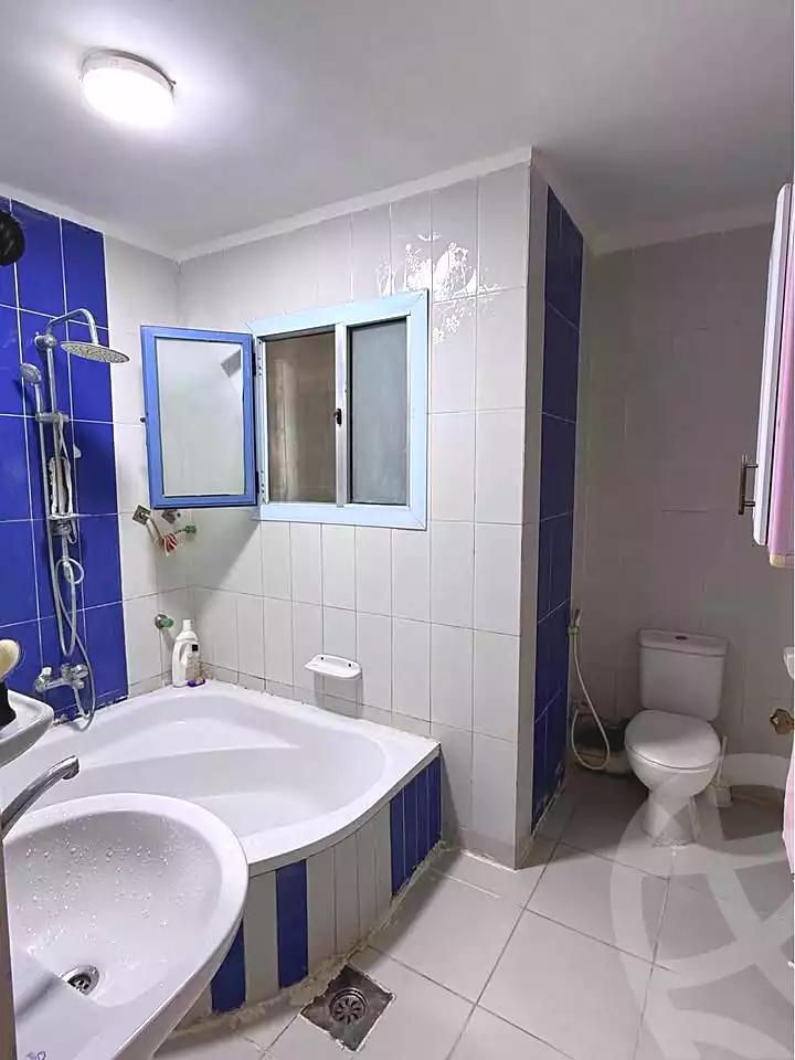 https://aqarmap.com.eg/ar/listing/7104843-for-sale-alexandria-sydy-bshr-sydy-bshr-bhry-ibrahim-el-sayed-st