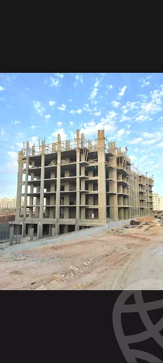 https://aqarmap.com.eg/ar/listing/7104823-for-sale-cairo-new-administrative-capital-4orty-square-compound-al-ahly-sabbour