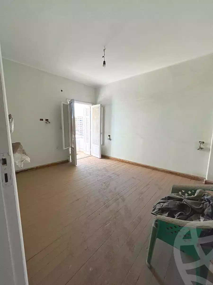 https://aqarmap.com.eg/ar/listing/7104881-for-sale-cairo-helwan-helwan-el-sharkeya-thabit-basha-st