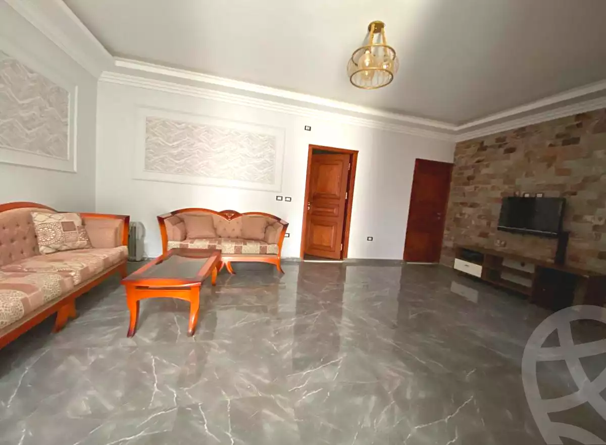 https://aqarmap.com.eg/ar/listing/7104920-for-sale-cairo-6th-of-october-tryq-wsl-dhshwr