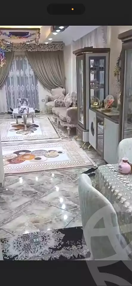 https://aqarmap.com.eg/en/listing/7105077-for-sale-alexandria-krmwz