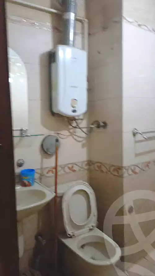 https://aqarmap.com.eg/ar/listing/7102793-for-rent-qalyubia-el-khsos-izbat-el-nakhl-el-farid-st