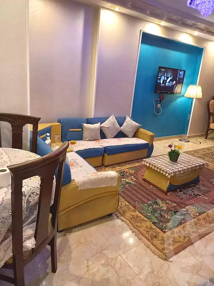 https://aqarmap.com.eg/en/listing/7105245-for-rent-cairo-el-haram-shareaa-khatem-el-morsalen