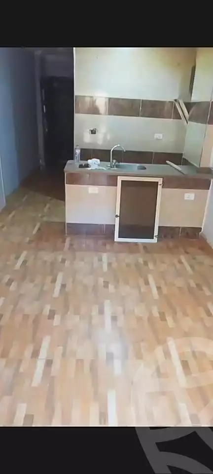 https://aqarmap.com.eg/ar/listing/7105250-for-sale-alexandria-al-agamy-lbytsh-el-hanafeya-st