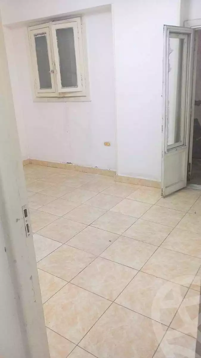https://aqarmap.com.eg/ar/listing/7105349-for-rent-alexandria-sydy-bshr-sydy-bshr-bhry-shr-mhmwd-l-yswy